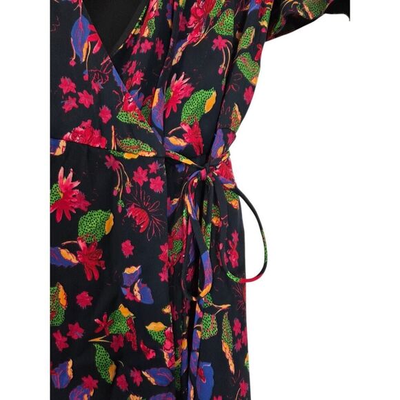 SALONI Lea Gathered Floral-Print Crepe De Chine Mini Wrap Dress | 2 Cottagecore - Picture 9 of 16